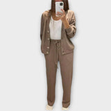 Chantal – Conjunto de Cárdigan y Pantalón