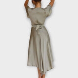 Margret - Elegante vestido midi con cuello en V
