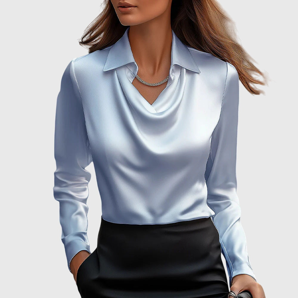Sylvie | Blusa lujosa brillante con escote plisado