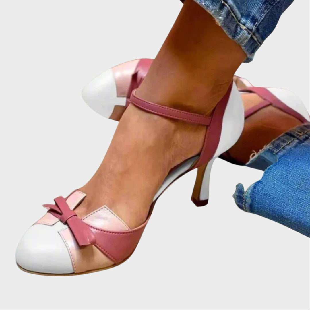 Alexia | Zapatos de tacón bicolores con tira en el tobillo