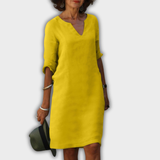 Lyns - dress with V-neck