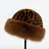 Amarah | Gorro de Pelo Sintético con Estampado de Leopardo
