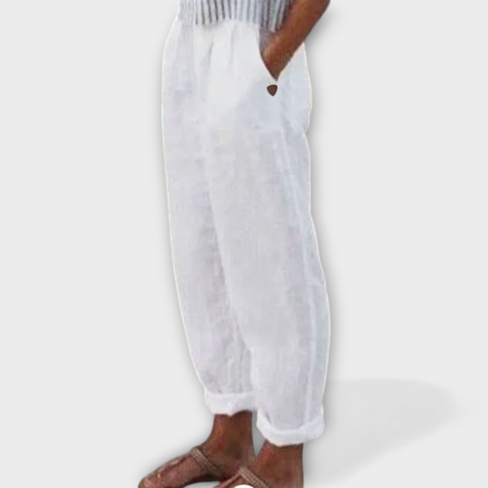 Clara – Pantalón con cintura suave y prácticos bolsillos laterales