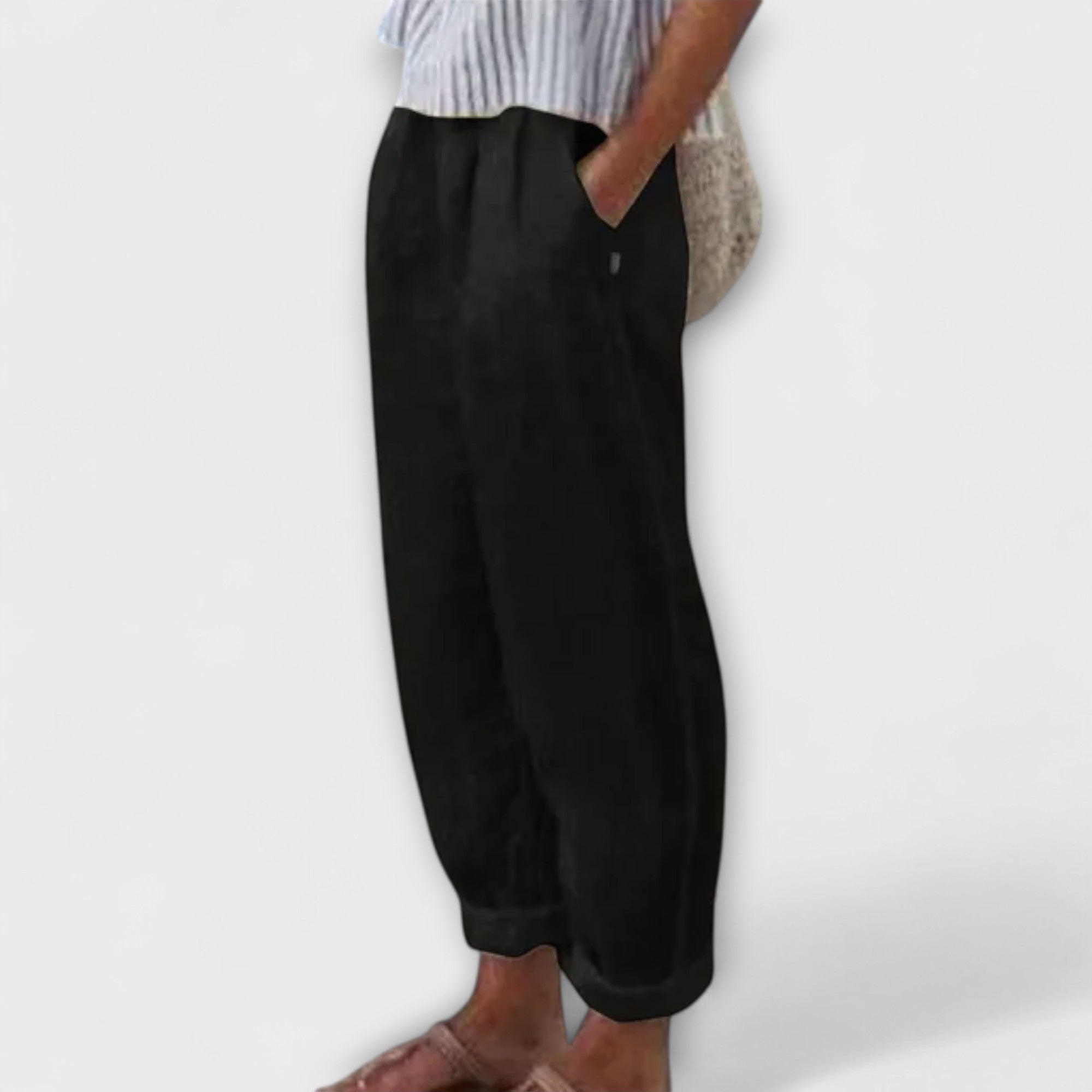 Clara – Pantalón con cintura suave y prácticos bolsillos laterales