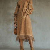 Aurelia Fringe™ | Vestido midi de cuello alto de ante vintage
