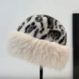 Amarah | Gorro de Pelo Sintético con Estampado de Leopardo