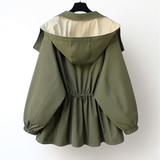 Valeria | Cazadora Cortavientos Elegante e Impermeable
