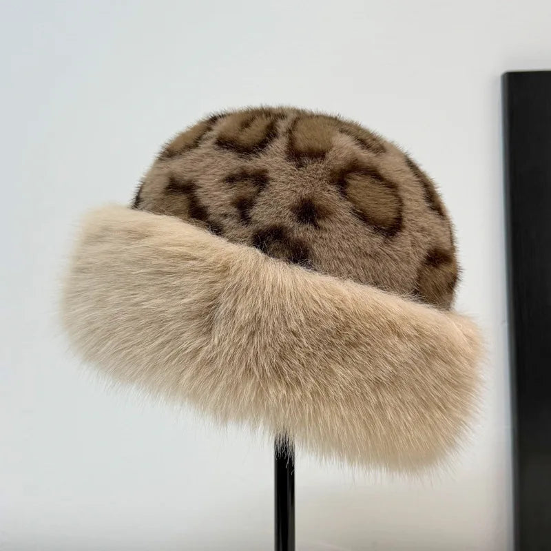 Amarah | Gorro de Pelo Sintético con Estampado de Leopardo