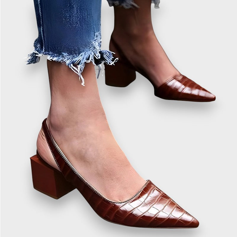 Dorothea | Zapatos ortopédicos de tacón destalonado con punta fina