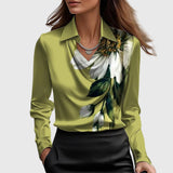Sylvie | Blusa lujosa brillante con escote plisado
