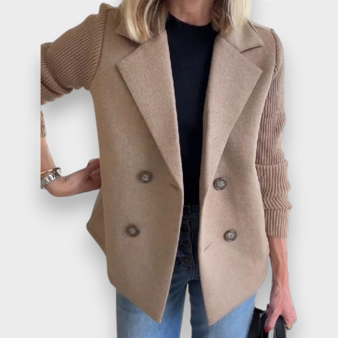 Amora | Elegante Cárdigan con Mangas