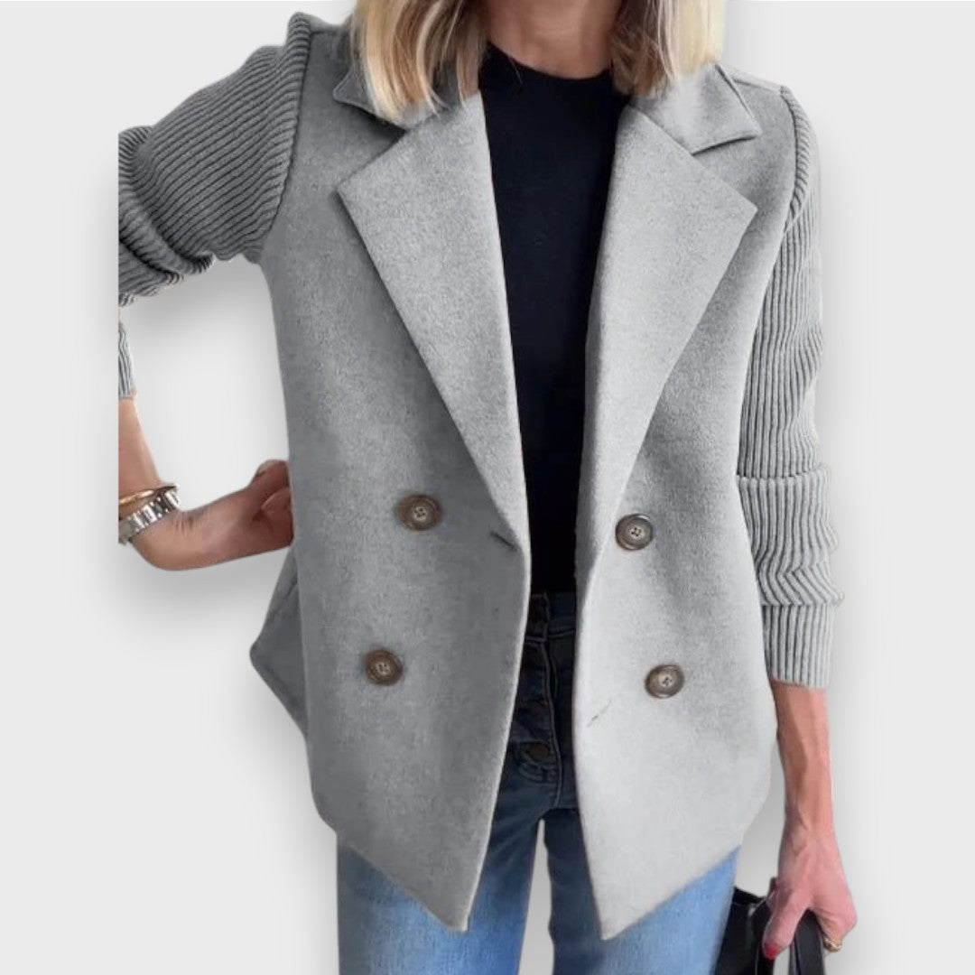 Amora | Elegante Cárdigan con Mangas