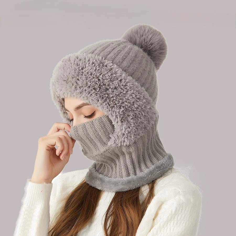 Amélie | Gorro Fluffy Acogedor con Pompón