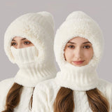 Amélie | Gorro Fluffy Acogedor con Pompón