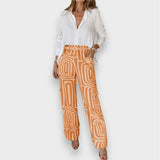 Aurora | Conjunto elegante de pantalón con blusa y cinturón