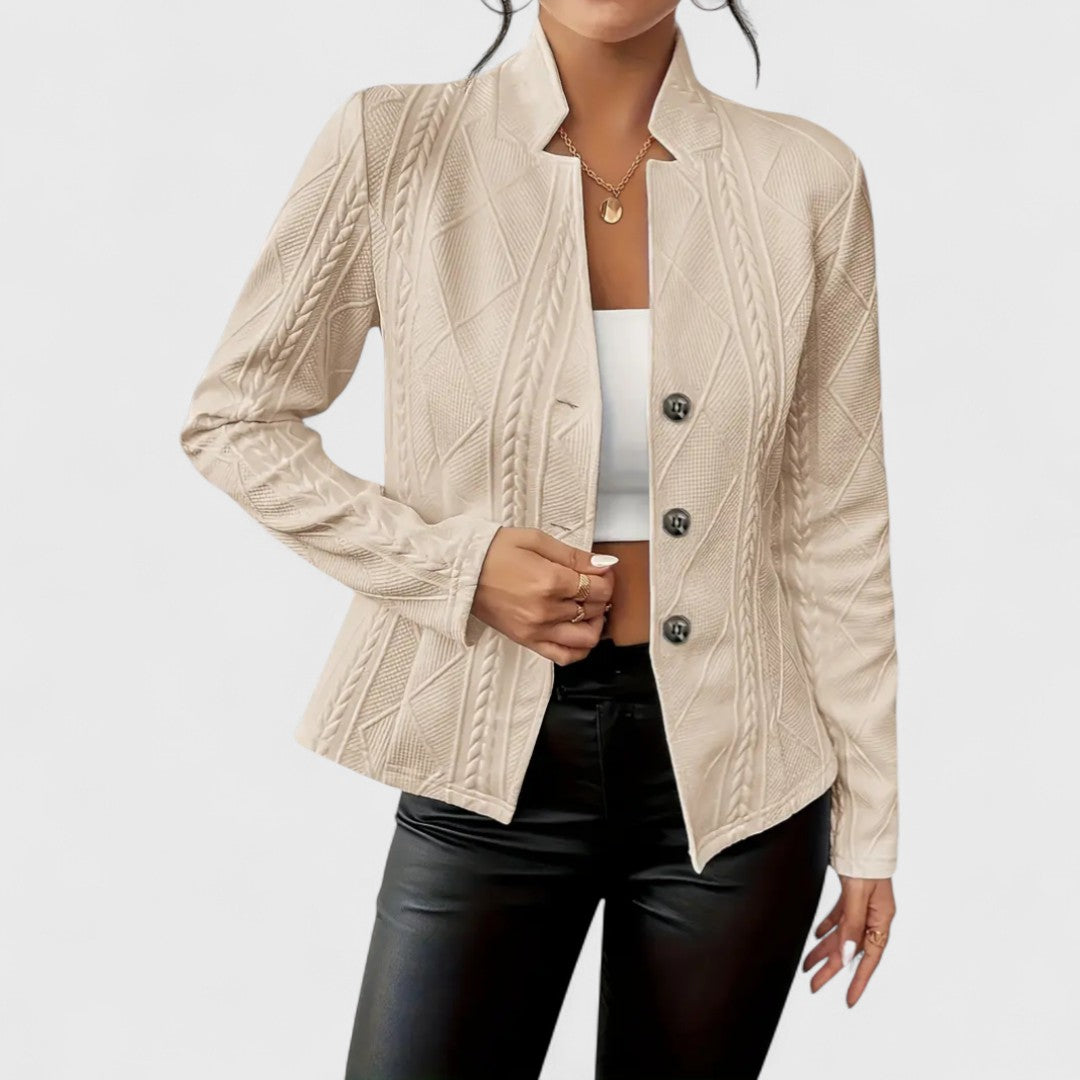 Carina - Un blazer con un toque de elegancia