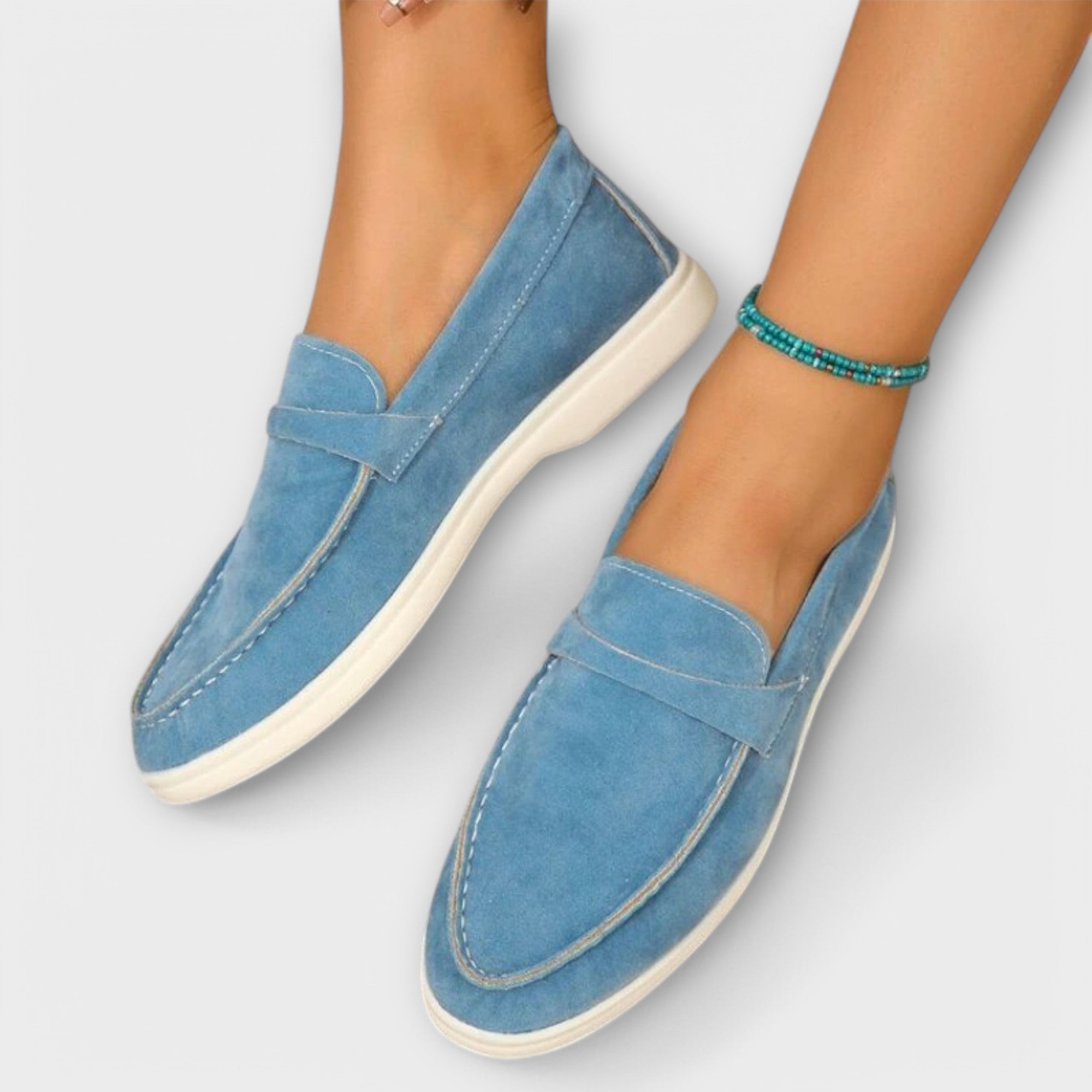 Mocasines elegantes de mujer en ante